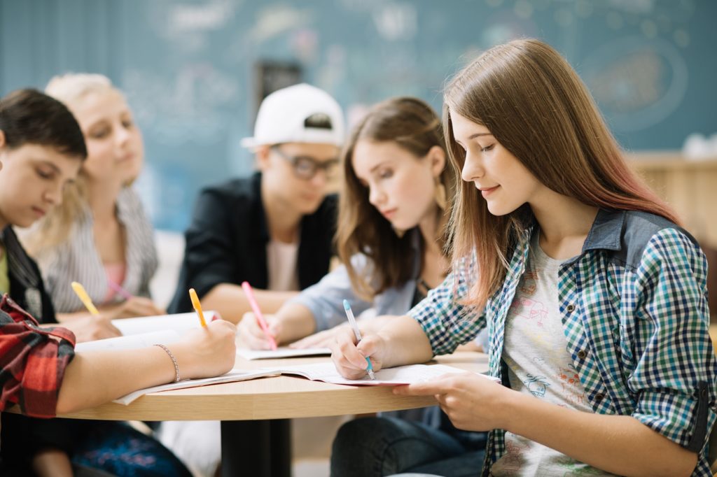 Top Spoken English Class in Gola Road, Patna
